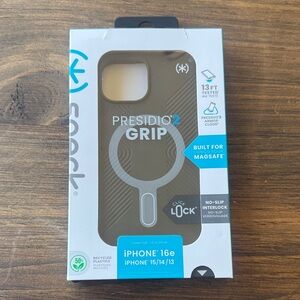 Speck Presidio2 Grip iPhone Case - Black - NWT